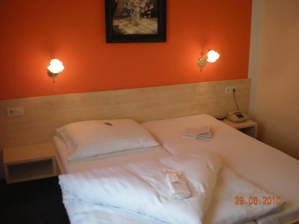 Burgwald Hotel 3*